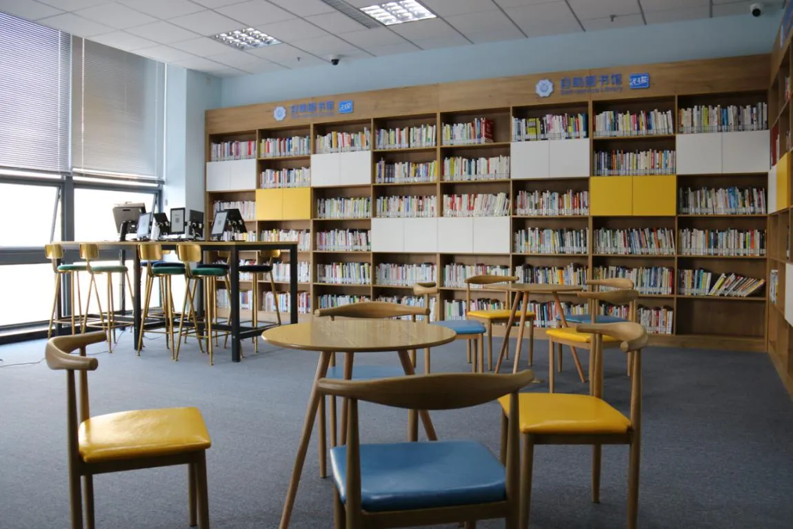 Hohai University library reading area