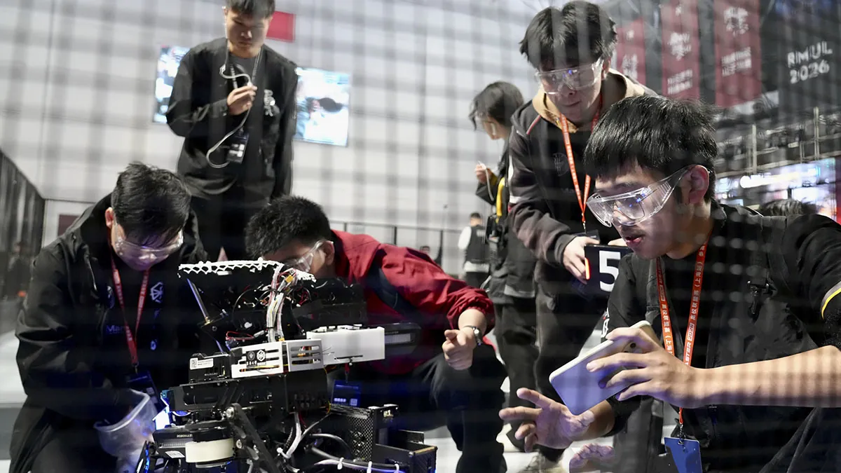 Engineering and manufacturing laboratory at Shanghai University of Engineering Science
