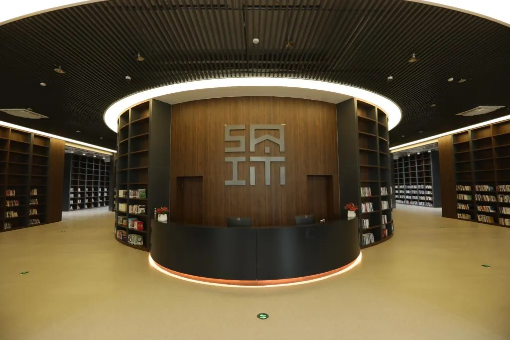 Shenzhen University of Advanced Technology library and study spaces